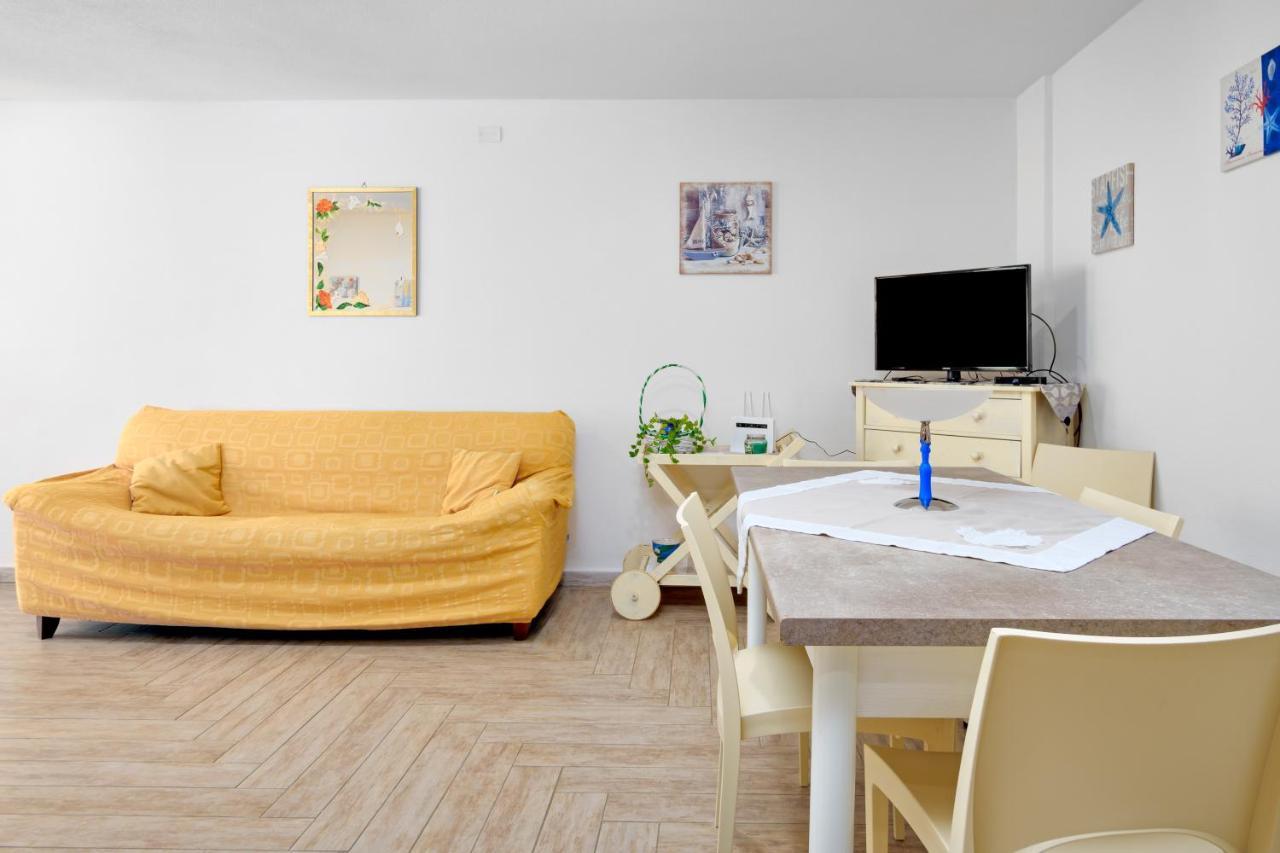 Appartamento Caterina Siniscola Ngoại thất bức ảnh